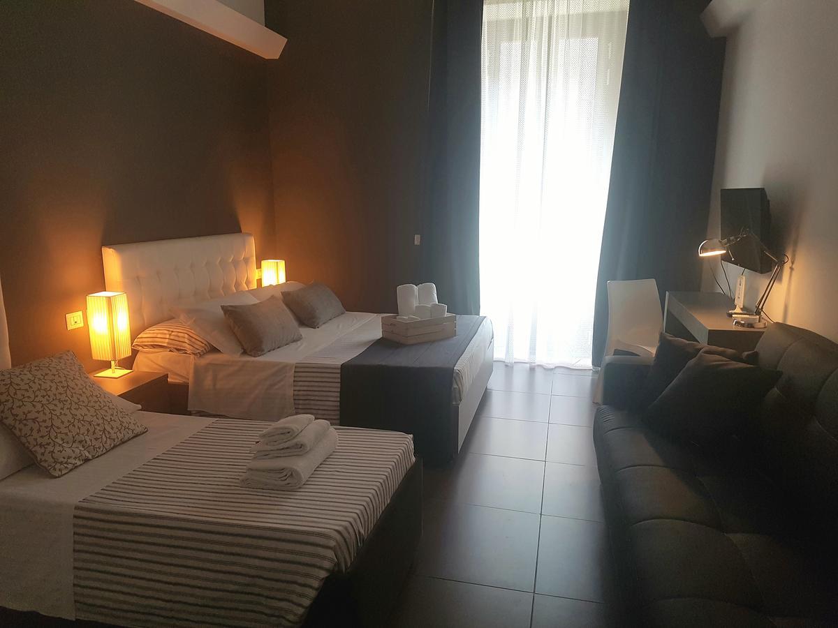 Ottomood Ala Ovest Catania Centro Bed & Breakfast Ngoại thất bức ảnh
