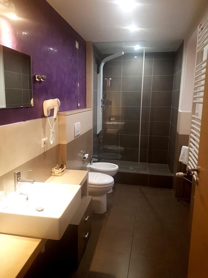 Ottomood Ala Ovest Catania Centro Bed & Breakfast Ngoại thất bức ảnh