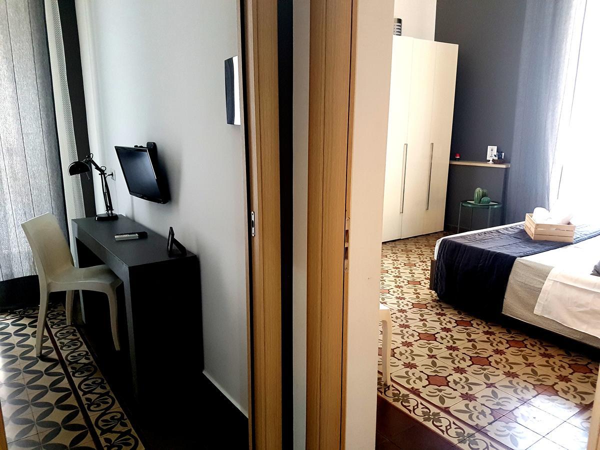 Ottomood Ala Ovest Catania Centro Bed & Breakfast Ngoại thất bức ảnh