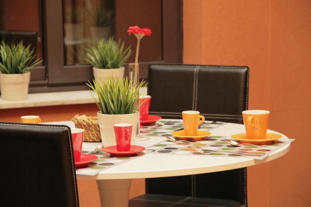 Ottomood Ala Ovest Catania Centro Bed & Breakfast Ngoại thất bức ảnh